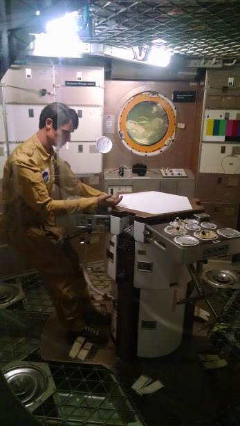 Astronautas, haciendo cosas de austronautas