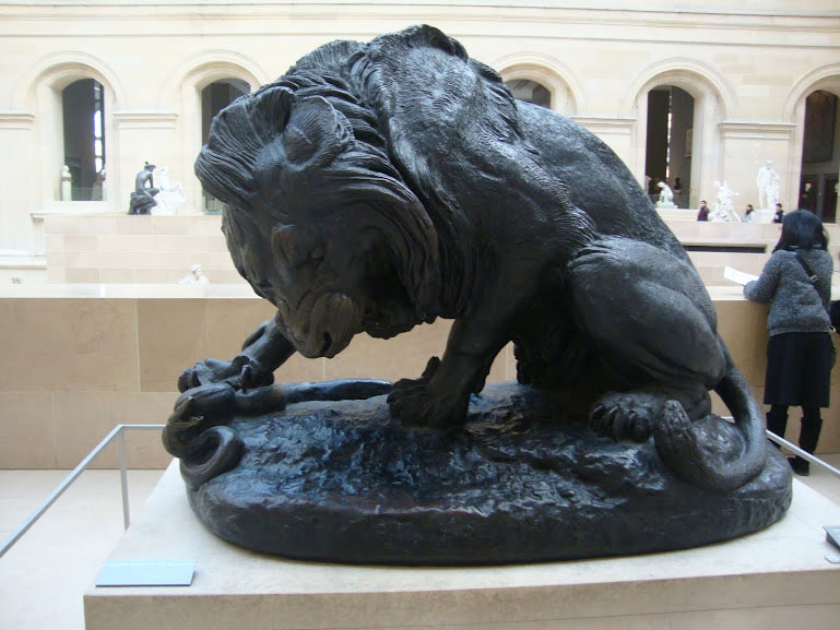 Esculturas en el Louvre