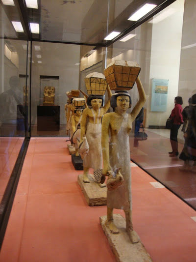 Exposición de la cultura Egipcia en el Louvre