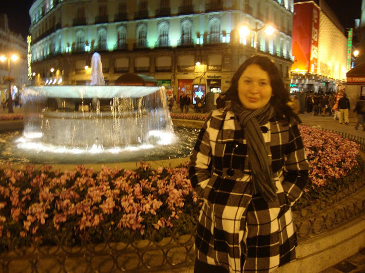 Dando un paseo en Puerta del Sol, Madrid