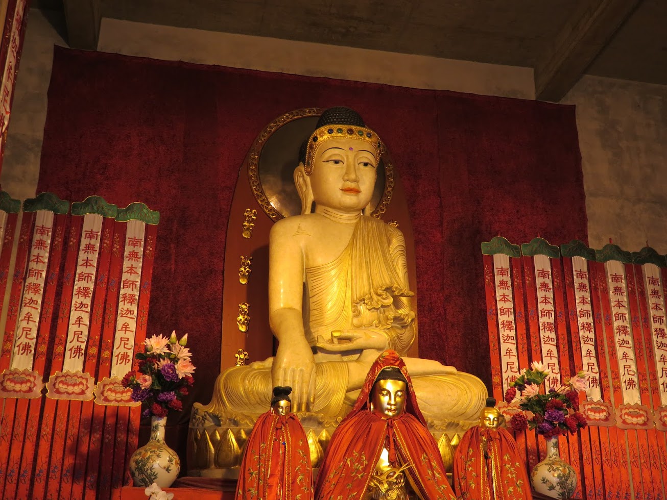 Espectacular escultura de Buda