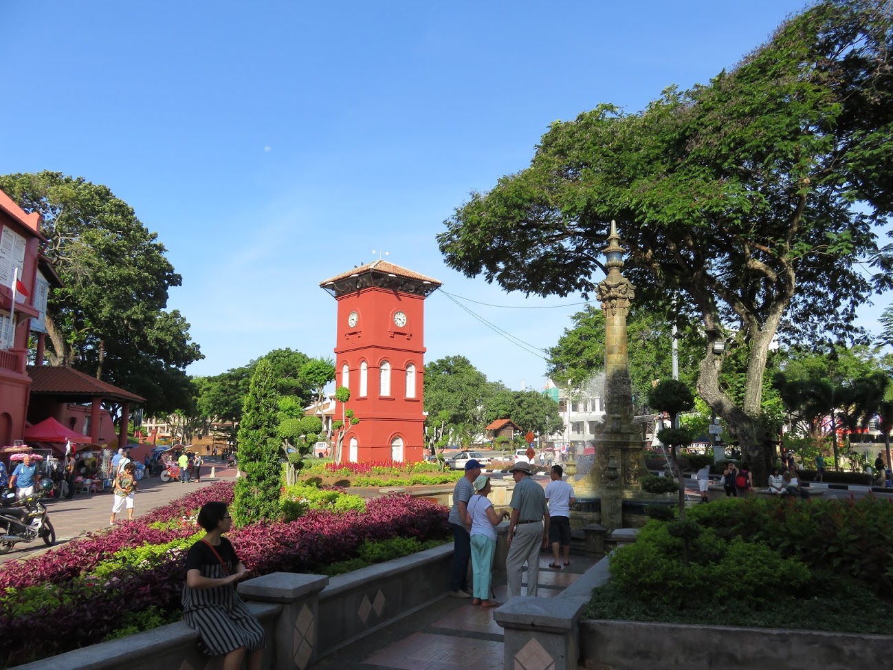 Plaza roja en el centro de Malaca